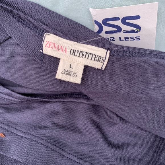 Navy zenana outfitters navy blue T-shirt w/sequins - Picture 7 of 7